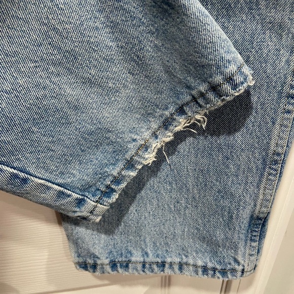 Wrangler Men’s Light Wash Distressed Cotton Denim Jeans Size 36x30 - Picture 7 of 12